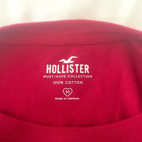 Hollister red cotton t-shirt. - Picture 3 of 3